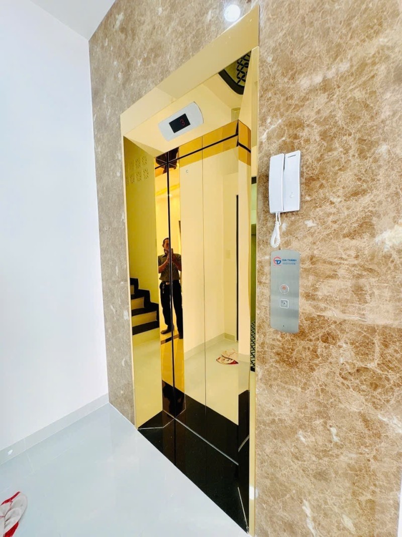 BÁN NHÀ PHÚ NHUẬN OTO VÀO NHÀ 50M2 4 TẦNG THANG MÁY NGANG 4M NỞ HẬU  KD HOÀNG DIỆU 8.8 TỶ - Ảnh 1